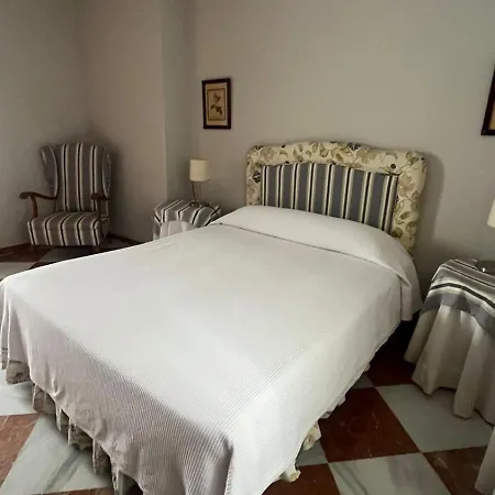 Centrico, 5 Bedrooms, 5 Banos En-suite *