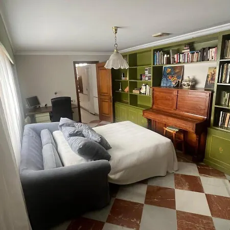 Centrico, 5 Bedrooms, 5 Banos En-suite Appartement *