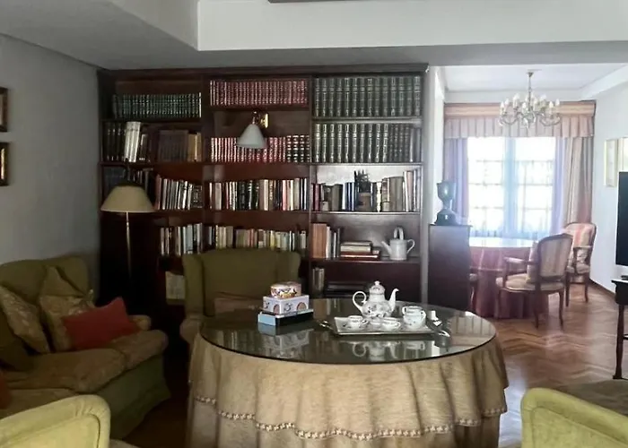 Apartman Centrico, 5 Bedrooms, 5 Banos En-suite *