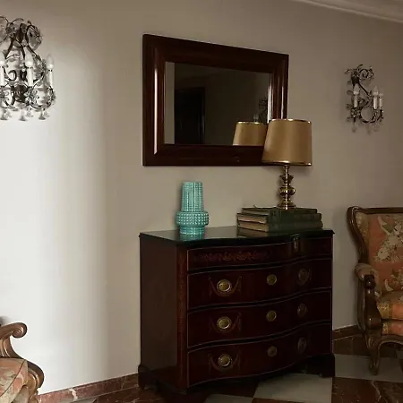 Centrico, 5 Bedrooms, 5 Banos En-suite アパート